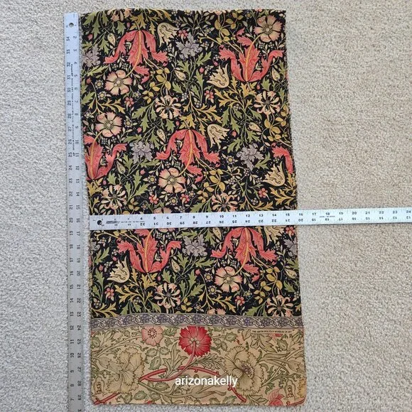 Metropolitan Museum of Art William Morris Silk Scarf "Compton" - Picture 9 of 12